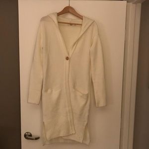 Rare UGG below-the-knee cream sweater XS/S
